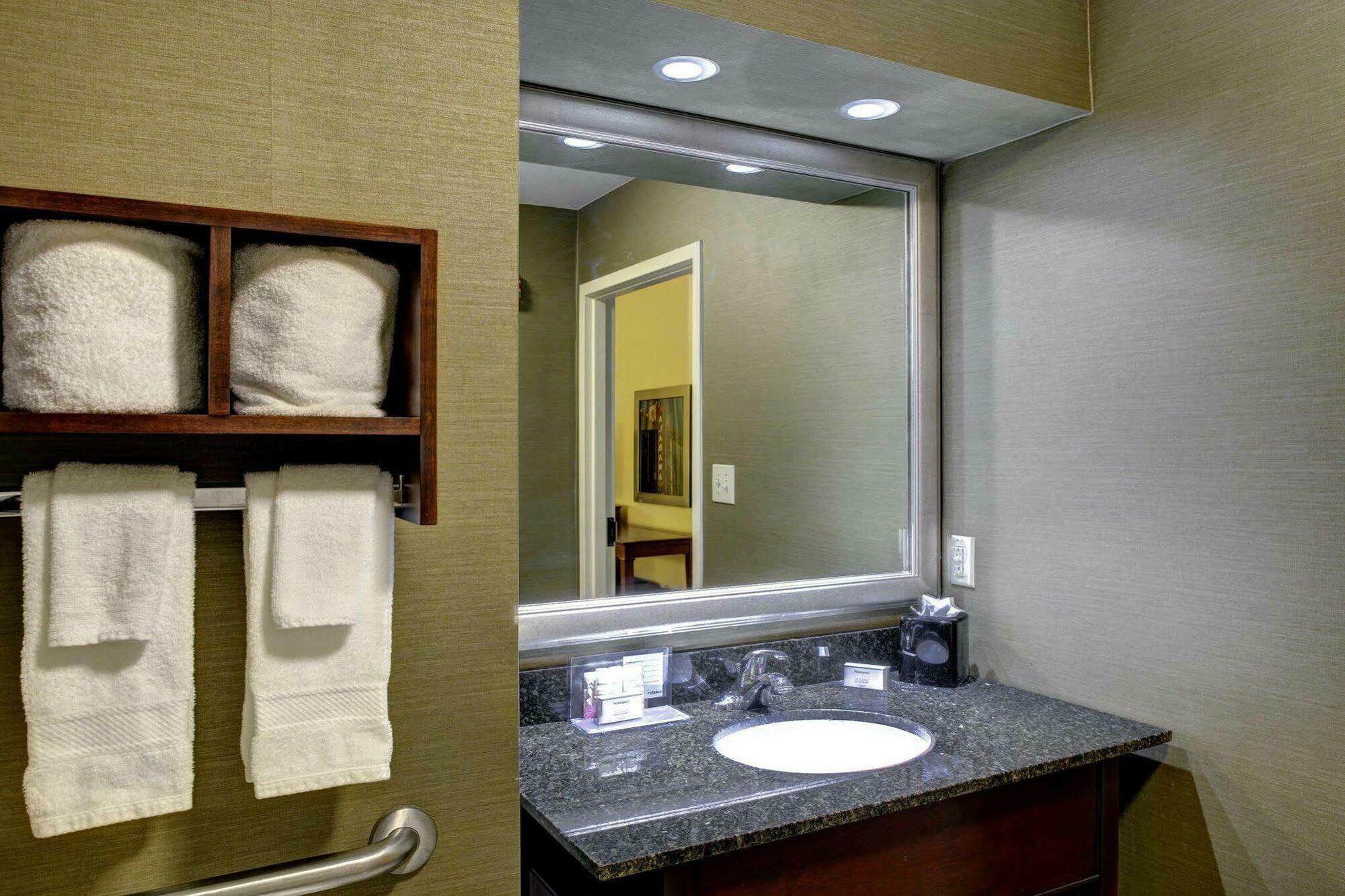 Hampton Inn Birmingham/Fultondale Zewnętrze zdjęcie
